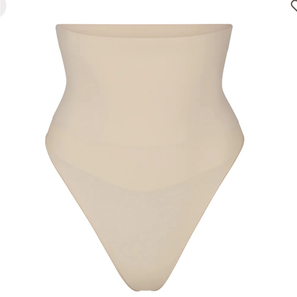 #17 SKIMS Core Control High Waisted Thong - Sand color